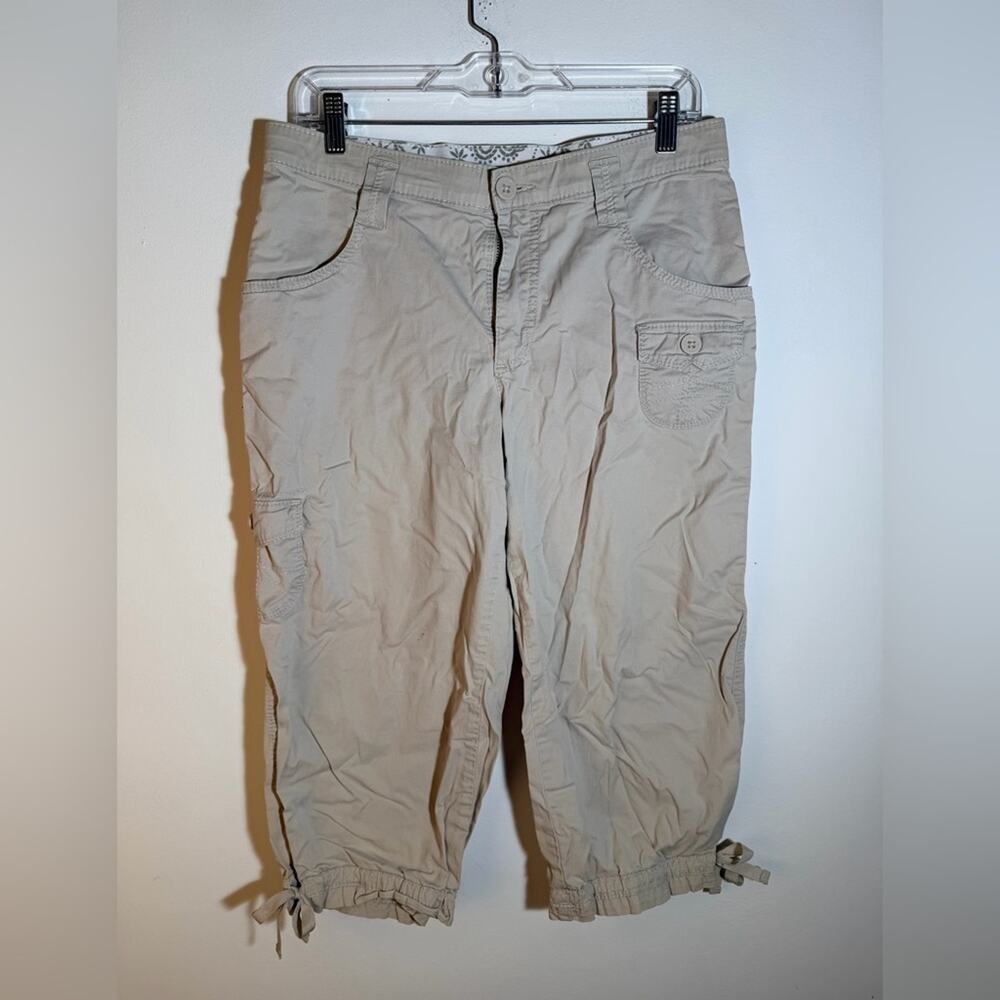 Lee Women's Tan Casual Capris